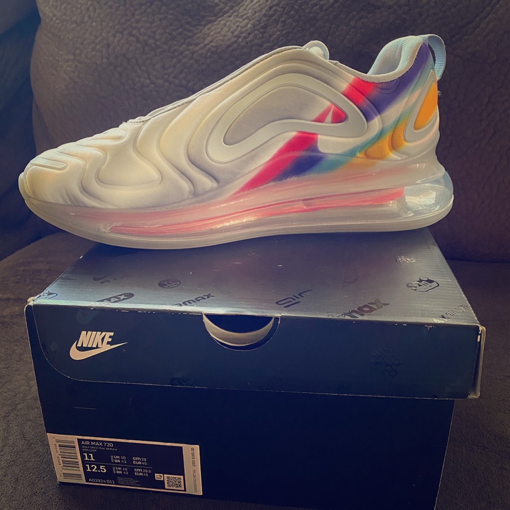 Air max 720 rainbow edition